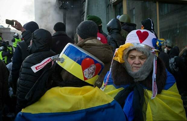 Наконец-то я узнал зачем на самом деле надевали киевляне кастрюли на Майдане