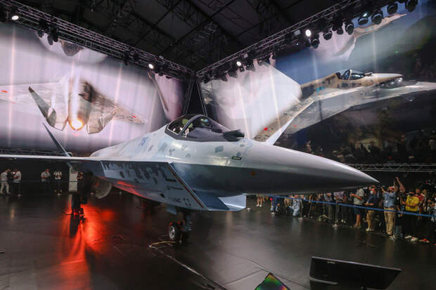 Стало известно, когда новый истребитель Су-75 может подняться в воздух