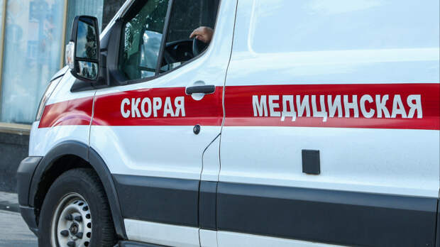 Пьяной сибирячке ампутировали руку, примерзшую к двери балкона