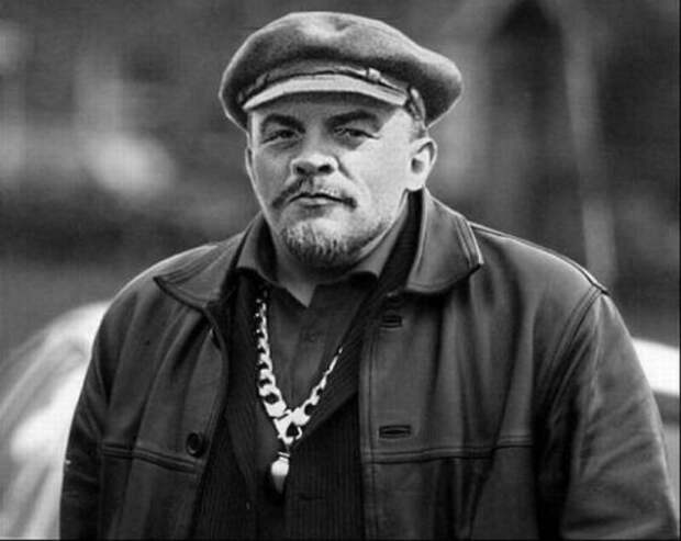 Что получится, если надеть современную одежду на исторические личности?
