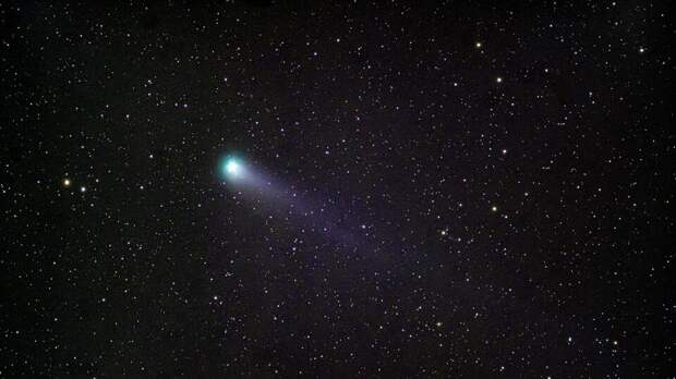 "Дьявольская" комета максимально приблизилась к Земле: как ее увидеть