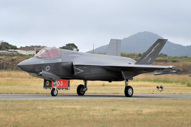 Британские истребители перебросили на Кипр из-за Ирана