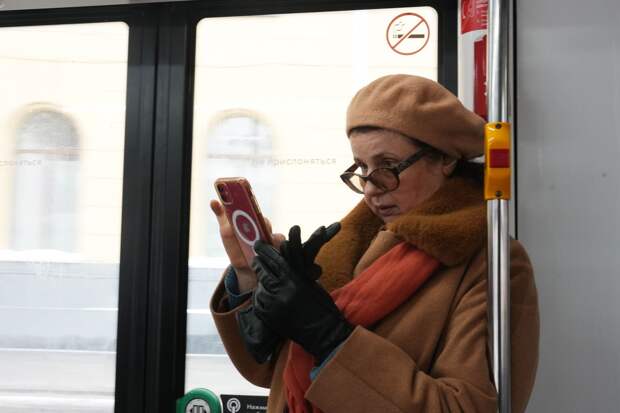 Психолог Нестик: мошенники часто используют слова «безопасный счет» и «ФСБ»