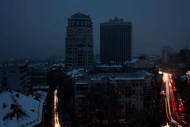 FT: из-за уничтоженной инфраструктуры Украину ждет холодная темная зима