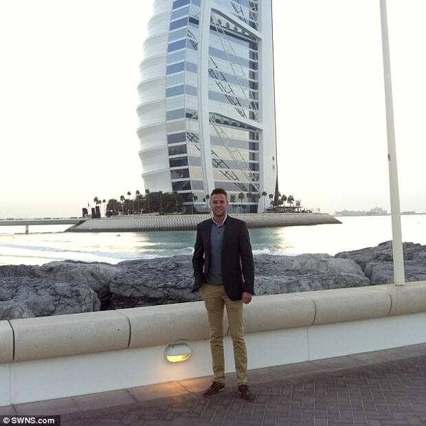 В Дубае на 2 месяца посадили шотландца за случайное прикосновение к мужчине