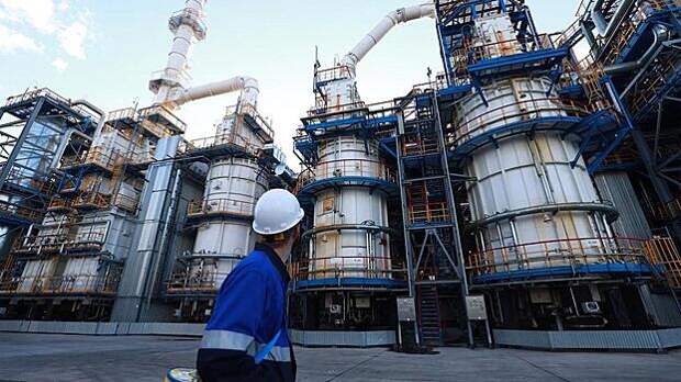 Нефтегазовые доходы РФ с января снизились в 1,62 раза