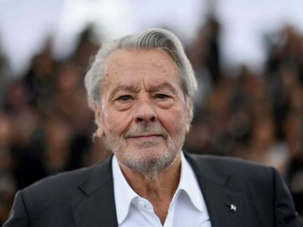 Ален Делон признан частично недееспособным 