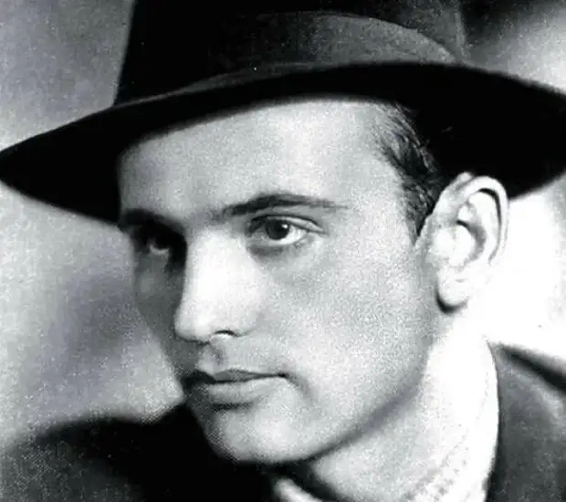 Мишка-пакет: за что такое прозвище дали Горбачеву