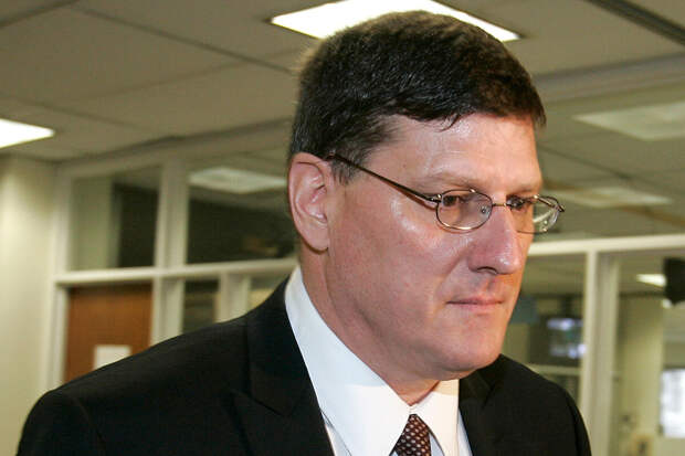 Аналитик Риттер: западные страны обрекли Украину на безоговорочную капитуляцию