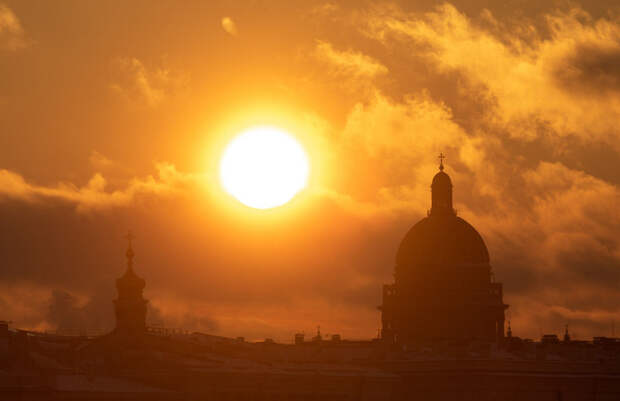 Тепло возвращается: в Петербурге 14 мая будет плюс 17 градусов