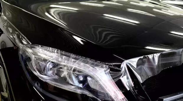 Антигравийная оклейка автомобиля: надежная защита кузова на московских дорогах