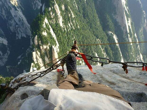 Самая опасная пешая тропа в мире hikingtrail10 Самая опасная пешая тропа в мире