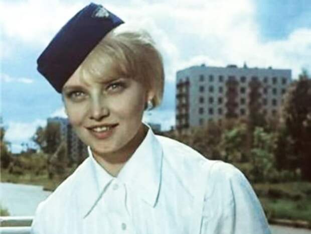 Наталья Кустинская в фильме *Королевская регата*, 1966 | Фото: kino-teatr.ru Наталья Кустинская в фильме *Королевская регата*, 1966 | Фото: kino-teatr.ru