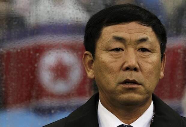 Тренер сборной КНДР по футболу, который якобы был репрессирован
