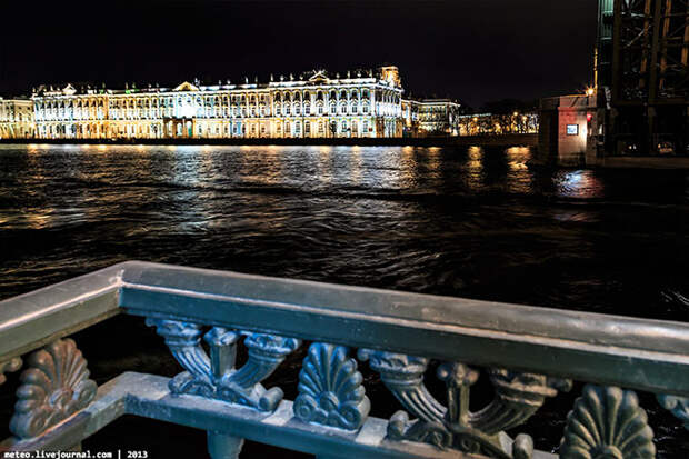 Как устроен Дворцовый мост в Санкт-Петербурге