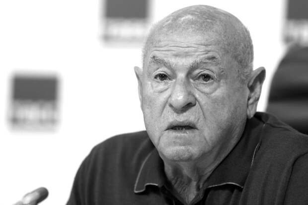 Бывший тренер сборных команд России по теннису Камельзон умер на 88-м году жизни