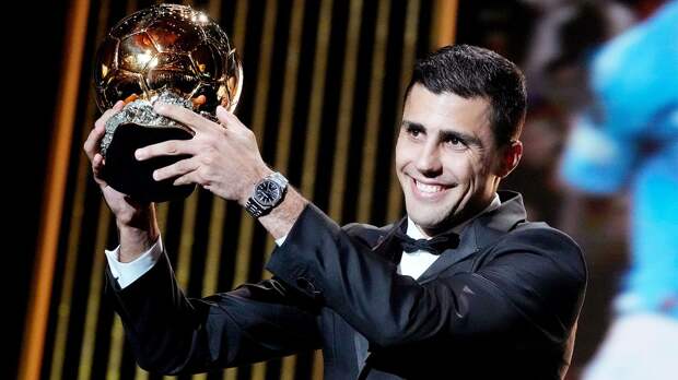 Гвардиола высказался о возможном продлении контракта «Манчестер Сити» с Родри