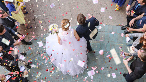 Прохор Шаляпин назвал бессмысленным заключение брачного договора в России