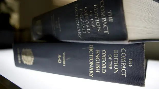 Оксфордский словарь назвал vax словом года