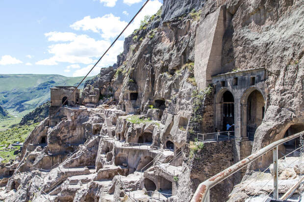 Пещерный комплекс Вардзиа путешествия, факты, фото