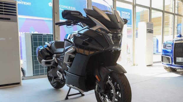Российский электромотоцикл Aurus Merlon прошел сертификацию