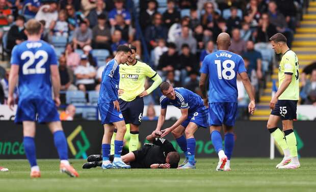 «Саутгемптон» совершил сумасшедший камбек в матче с «Лестером» в Чемпионшипе