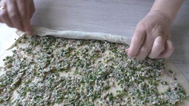 Рулеты с фаршем и зеленым луком Другая кухня, Рулет с мясом, Видео, Длиннопост, Рулет, Фарш, Рецепт, Кулинария