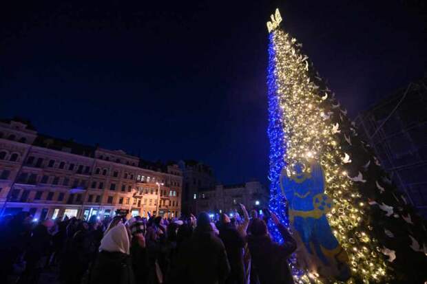 Как живет новогодний Киев