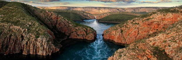 Горизонтальные водопады в Австралии