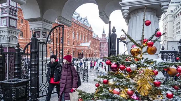 Исследование: в эти новогодние праздники москвичи гуляли на 30% чаще, чем в 2021 году