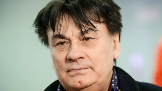 Певца Александра Серова выпишут из больницы 19 ноября