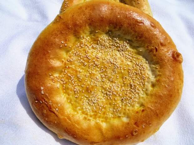 Узбекские (тандырные) лепешки в духовке еда, лепешки, вкусно, рецепт, видео рецепт, готовка, длиннопост, другая кухня, видео
