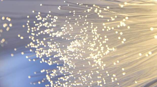 В России повысили эффективность передачи энергии по оптоволокну