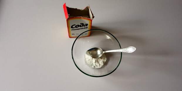 Отмыла весь кафель на кухне от жира за 2 минуты без усилий и химии. Делюсь простым, но очень эффективным средством