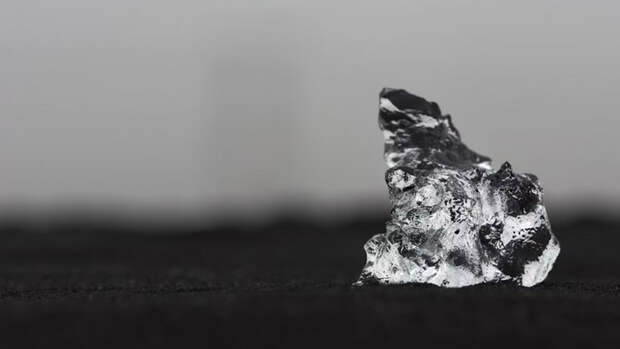 Металл / Фото: unsplash.com /Wolfgang Hasselmann