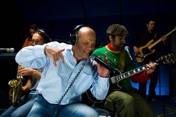 Кадр из фильма «День радио»