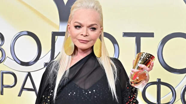 Лариса Долина освободила проданную Полине Лурье квартиру в Хамовниках