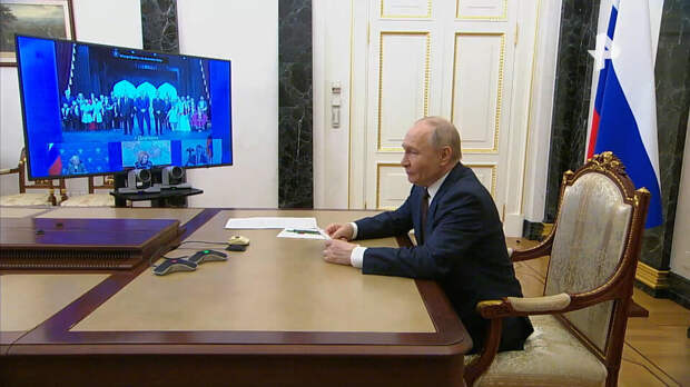 Путин призвал сделать культурную жизнь доступной для всех россиян