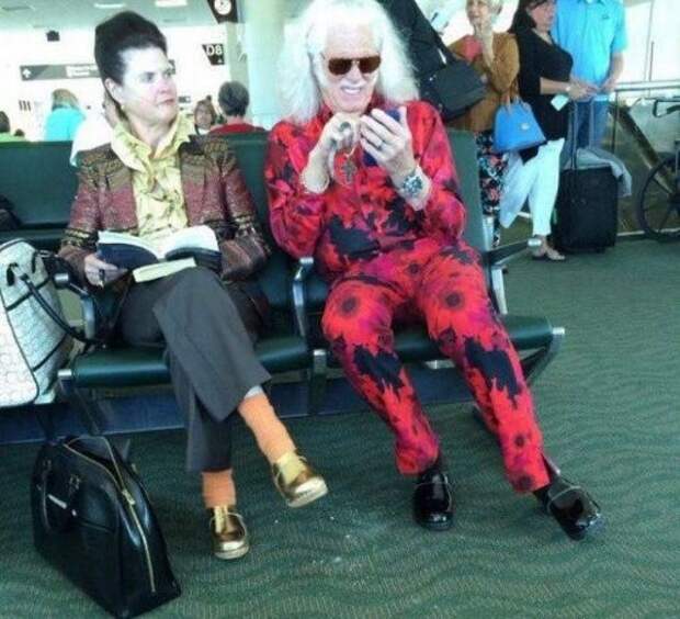 Ну и конечно же, в аэропортах встречаются очень интересные и странные персонажи аэропорт, интересное, прикол, самолёты, фото