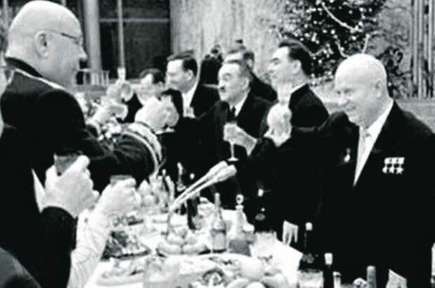 Никита Хрущёв СССР, вожди, история, новый год, праздник, традиции