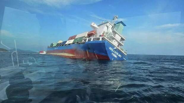 Экологическая катастрофа на Пхукете: лучшие пляжи Таиланда утопают в мазуте