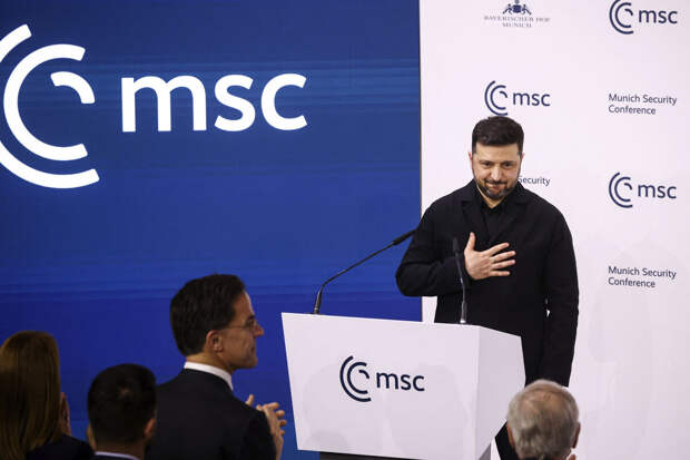 Зеленский: США обещали Киеву гарантии безопасности на 15 лет, а нужно 30-50 лет