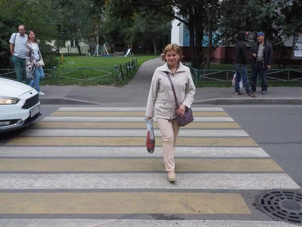 Новые пешеходные переходы появятся в Лианозове Фото: Ирина Лаповок