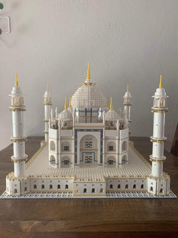 Примеры удивительных конструкций из кирпичиков LEGO