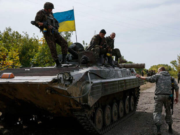 Украинские силовики отбили нападение на аэропорт в Донецке