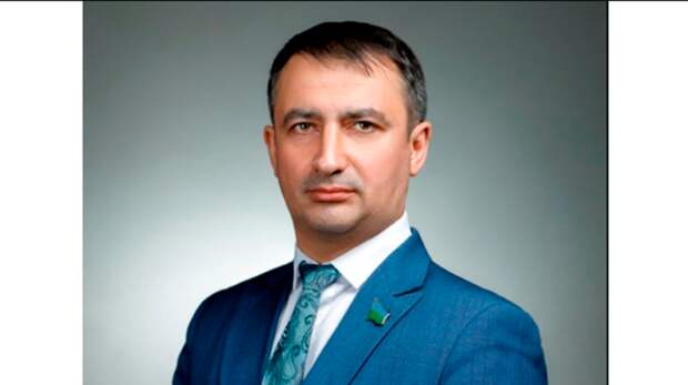 В ХМАО уроженца Азербайджана, который умудрился стать депутатом, лишили мандата за неуместные высказывания. Фото: dumahmao.ru