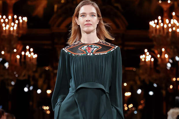 Неделя моды в Париже: Наталья Водянова, Тина Кунаки, Опра Уинфри на показе Stella McCartney осень-зима 20190/2020