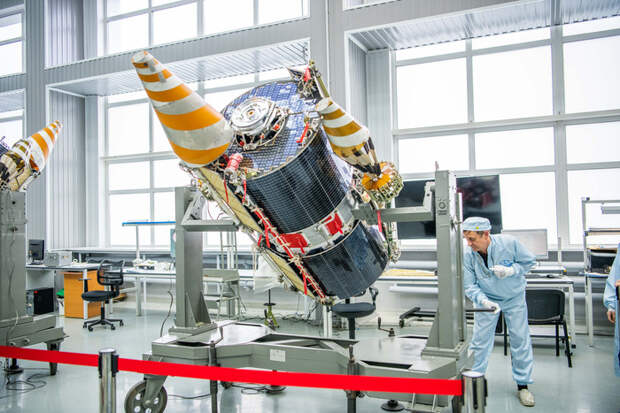 Был запущен первый спутник российского аналога Starlink — системы «Сфера». Обзор амбициозной российской космической программы.