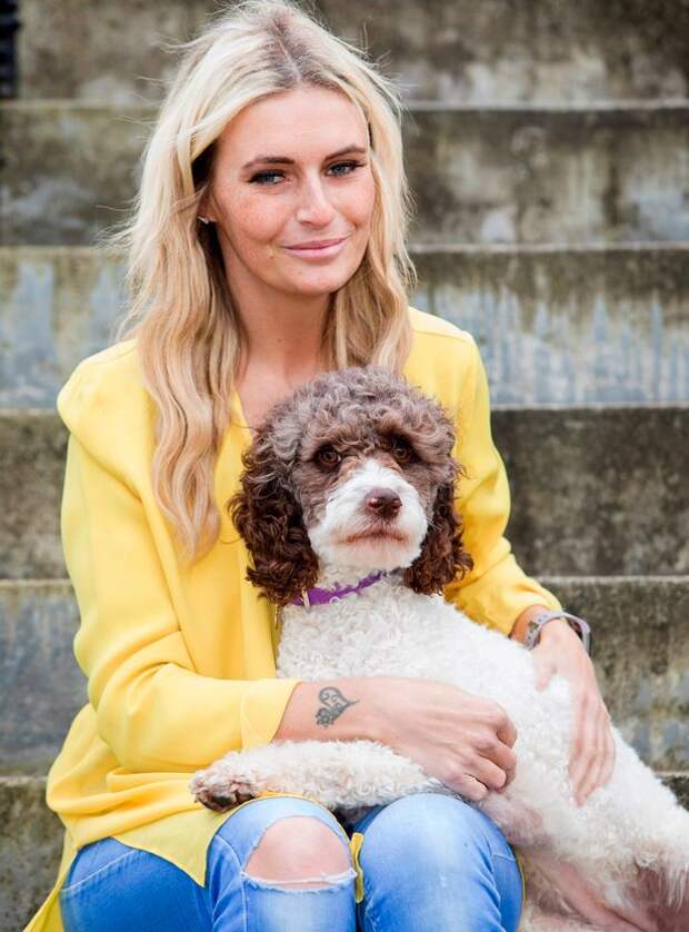 PROD-SWNS_REUNITED_DOG_11