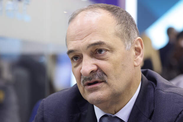 «Выходи драться один на один»: Меликов ответил цитатой на слухи об отставке